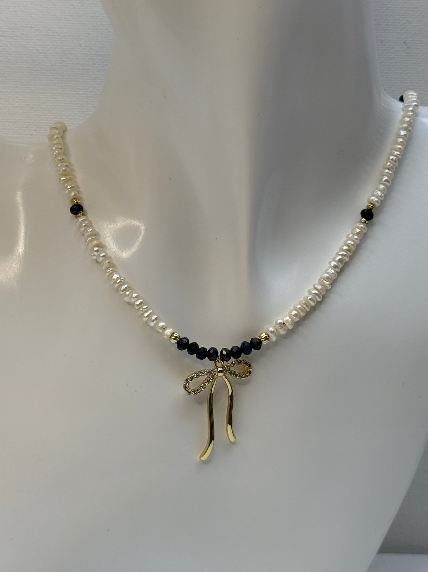 Saffier en Zoetwaterparels setje