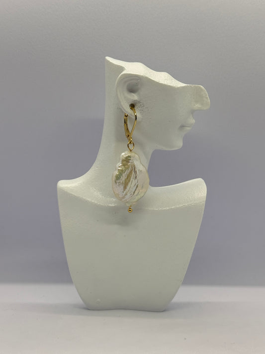 Zoetwaterparels oorbellen