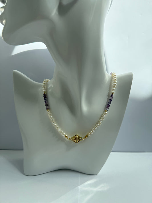 Fluoriet en zoetwaterparels ketting